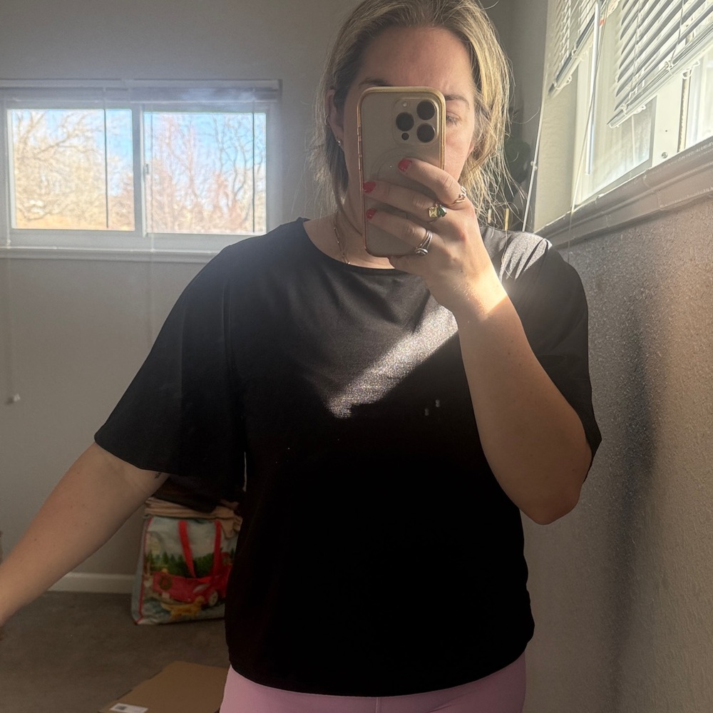 H&M Black Short Sleeve Relaxed Crewneck Tee